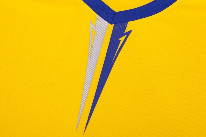 Maglia da calcio a maniche corte con scollo a V con motivo geometrico – DETAIL 2
