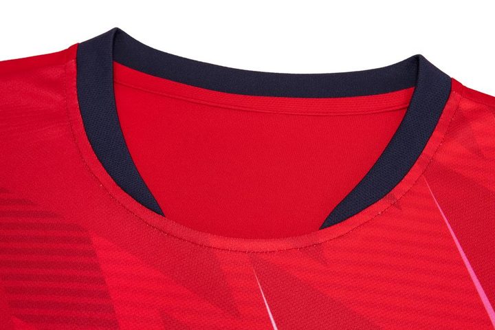 V-neck Short Sleeve Gradient Soccer Jersey – DETAIL 1