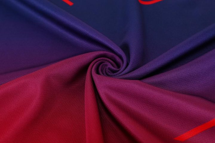 V-neck Short Sleeve Gradient Soccer Jersey – DETAIL 2