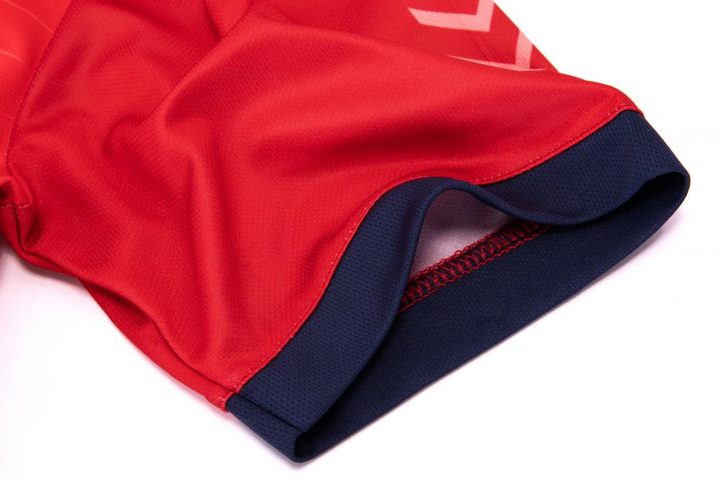 Crew-neck Short Sleeve Gradient Soccer Jersey – DETAIL 3