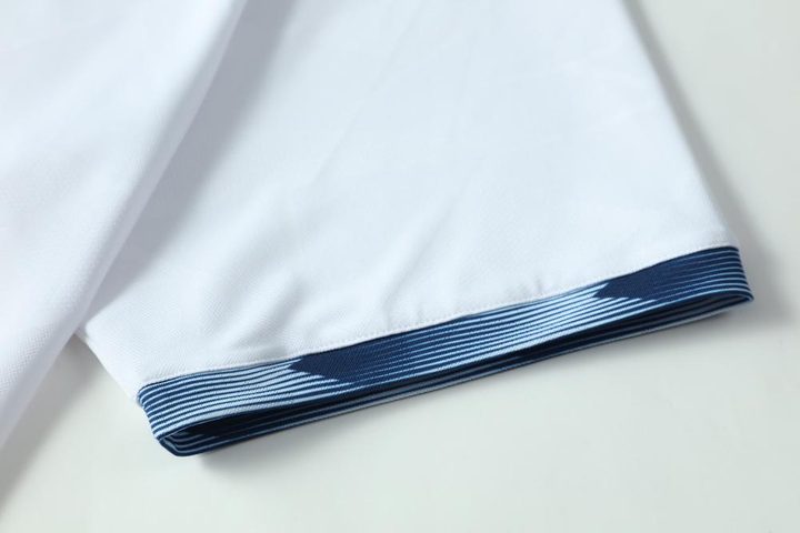 Crew-neck Short Sleeve Geometric Soccer Jersey – DETAIL 1