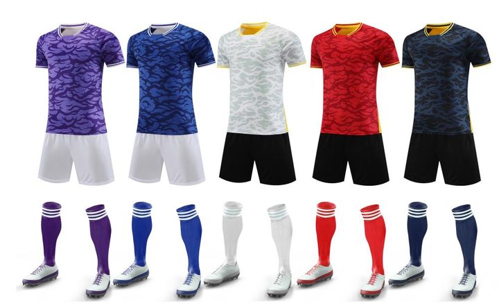 Kurzarm-Fußballtrikot mit Rundhalsausschnitt und Streifen – MAIN