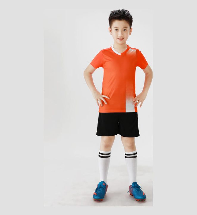 Maglia da calcio a maniche corte con scollo a V con motivo geometrico – MODEL 6