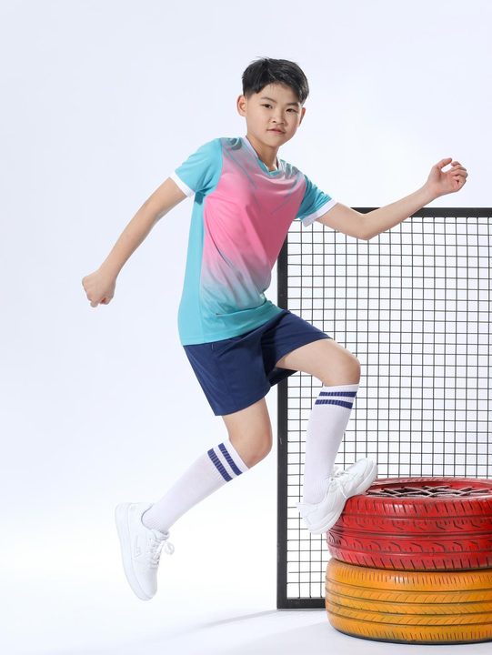 Crew-neck Short Sleeve Striped Soccer Jersey – MODEL 1