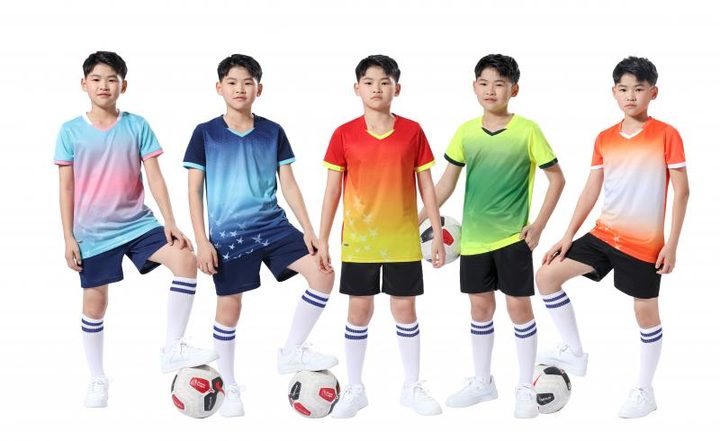 V-neck Short Sleeve Gradient Soccer Jersey – MAIN