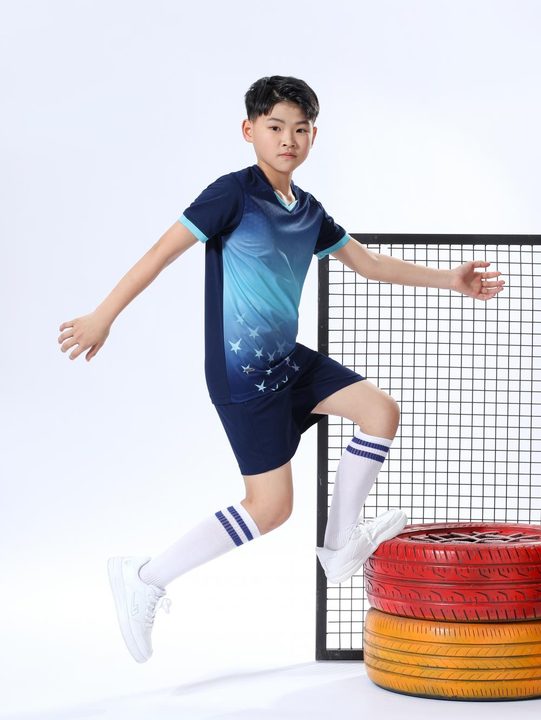 V-neck Short Sleeve Gradient Soccer Jersey – MODEL 1