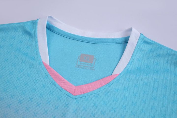 V-neck Short Sleeve Gradient Soccer Jersey – DETAIL 1