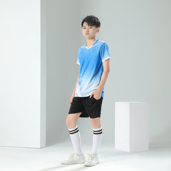 Maglia da calcio a maniche corte con scollo a V con sfumatura – MODEL 5