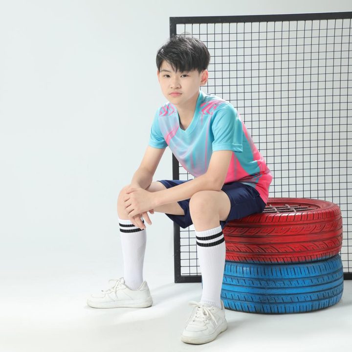 Tricou de fotbal, cu mânecă scurtă, cu decolteu rotund și cu dungi – MODEL 5