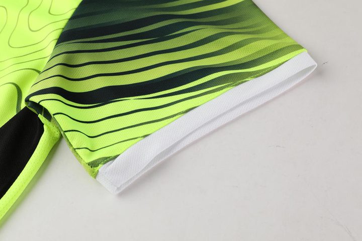 Maglia da calcio a maniche corte con scollo a V con righe – DETAIL 3