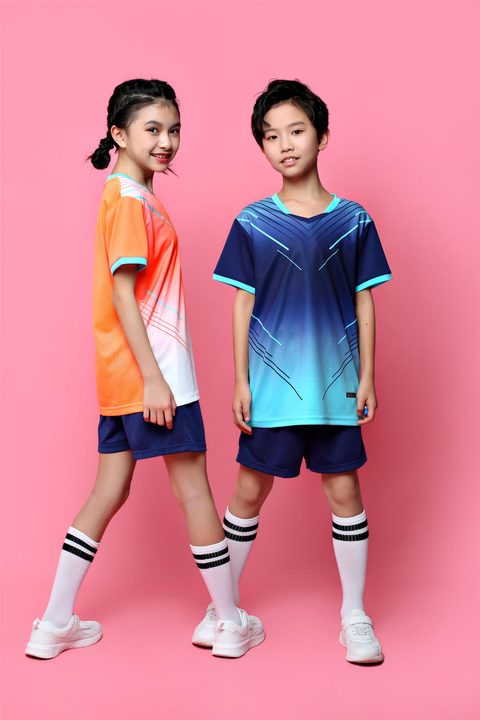 V-neck Short Sleeve Gradient Soccer Jersey – MODEL 1