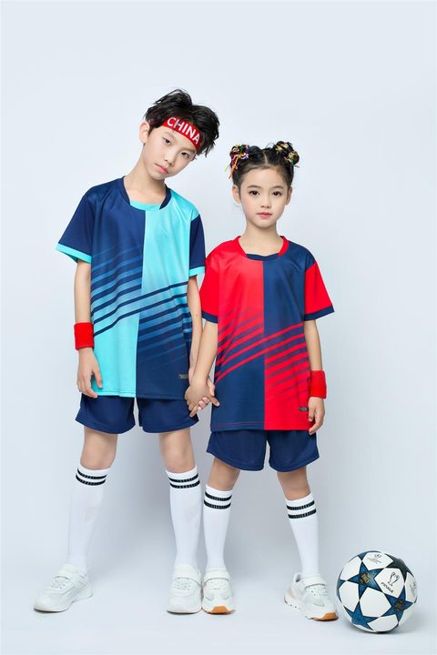 Camiseta de fútbol de manga corta con cuello redondo con rayas – MODEL 2