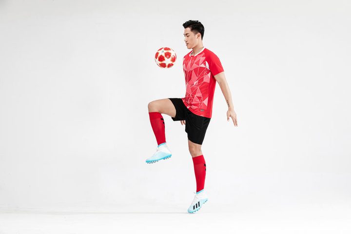 Crew-neck Short Sleeve Geometric Soccer Jersey – MODEL 6