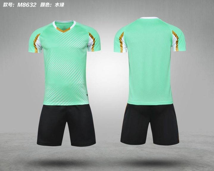 Tricou de fotbal, cu mânecă scurtă, cu decolteu în V și cu degrade – COMBO 3