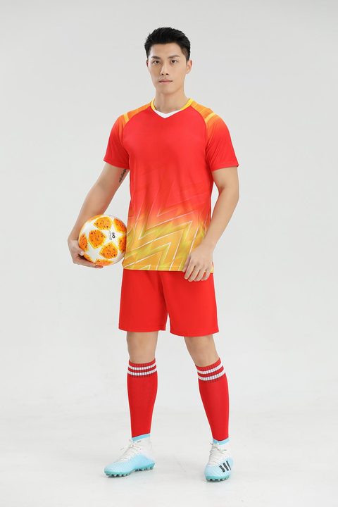 Kurzarm-Fußballtrikot mit V-Ausschnitt und Streifen – MODEL 2
