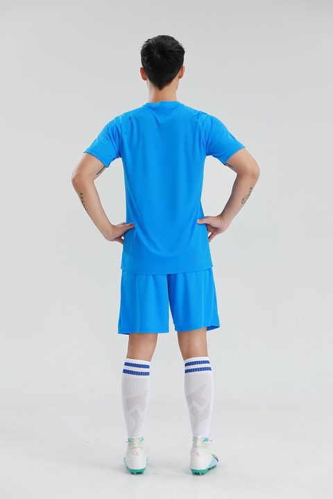 Camiseta de fútbol de manga corta con cuello en V con degradado – MODEL 2