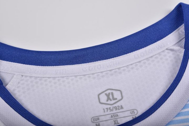 Tricou de fotbal, cu mânecă scurtă, cu decolteu rotund și cu dungi – DETAIL 1