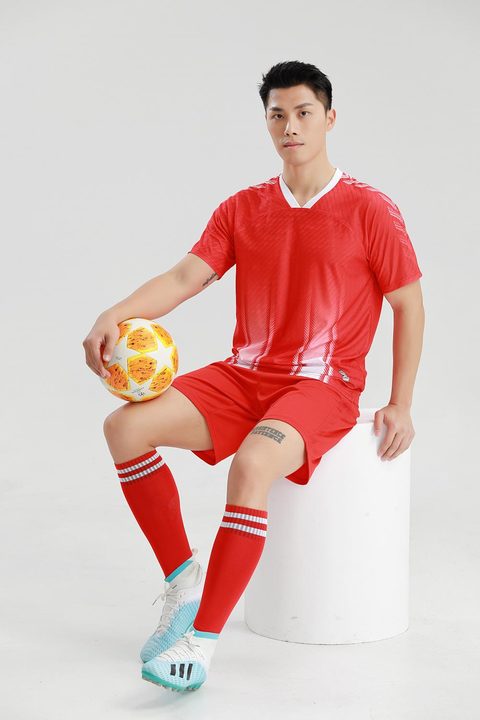 Maglia da calcio a maniche corte con scollo a V con righe – MODEL 2