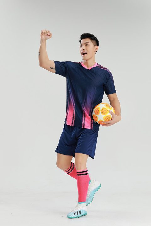 Maglia da calcio a maniche corte con scollo a V con righe – MODEL 3