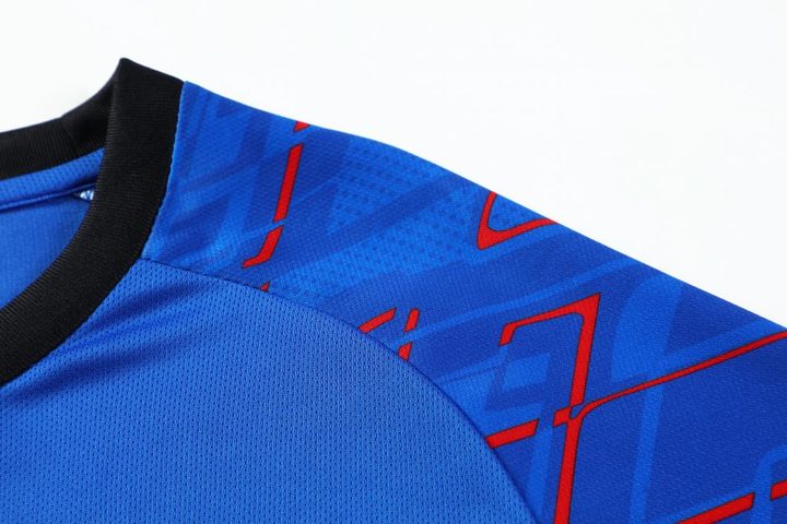 Long Sleeve Goalkeeper Soccer Jersey – DETAIL 2