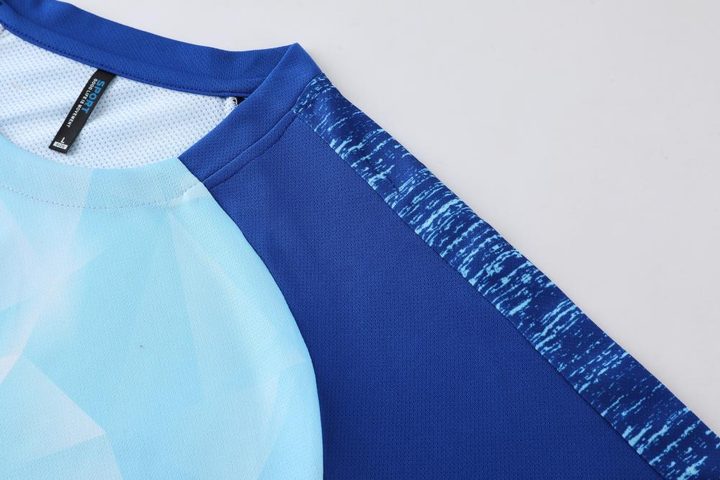 Crew-neck Short Sleeve Gradient Soccer Jersey – DETAIL 2