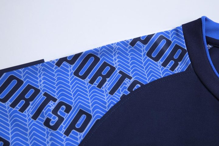 Maglia da calcio a maniche corte con scollo a V con righe – DETAIL 1