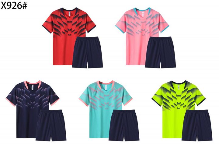 Tricou de fotbal, cu mânecă scurtă, cu decolteu în V și cu dungi – MAIN