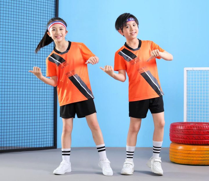 V-neck Short Sleeve Soccer Jersey – MODEL 5