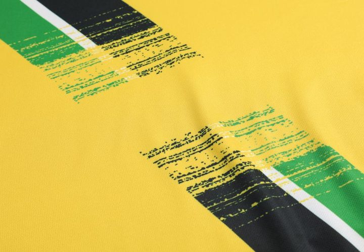 V-neck Short Sleeve Soccer Jersey – DETAIL 3