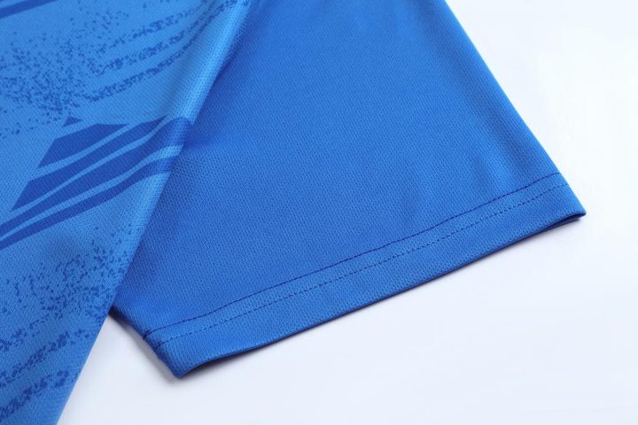 Camiseta de fútbol de manga corta con cuello en V con rayas – DETAIL 2
