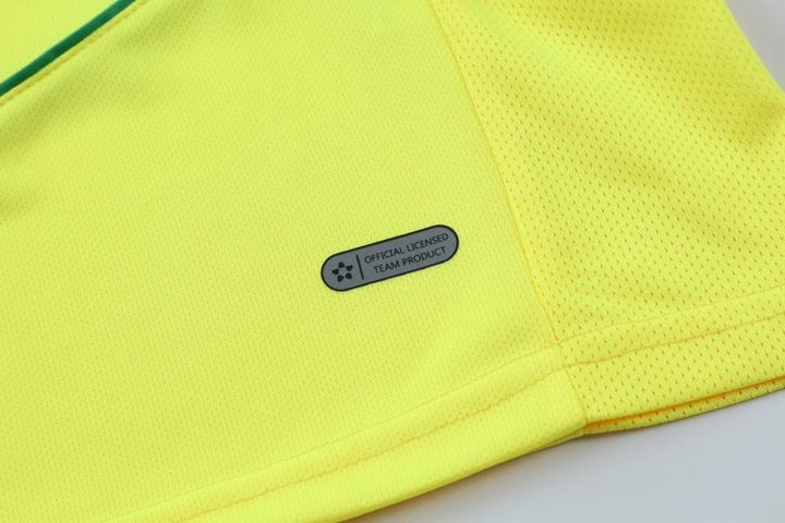 V-neck Short Sleeve Gradient Soccer Jersey – DETAIL 3