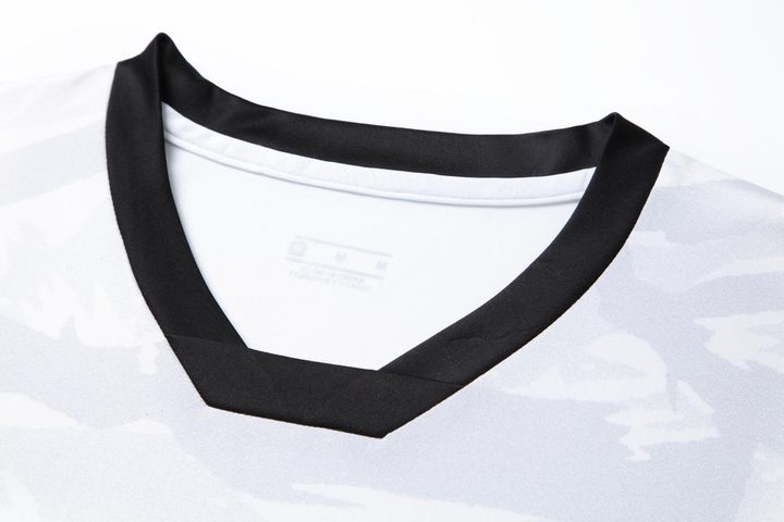 Crew-neck Short Sleeve Soccer Jersey – DETAIL 1