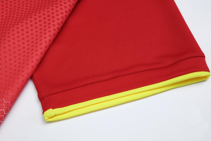 Crew-neck Short Sleeve Gradient Soccer Jersey – DETAIL 3