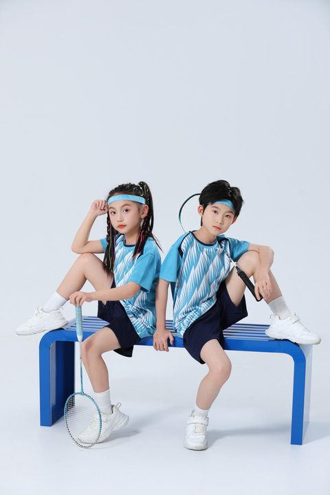 Crew-neck Short Sleeve Geometric Soccer Jersey – MODEL 1