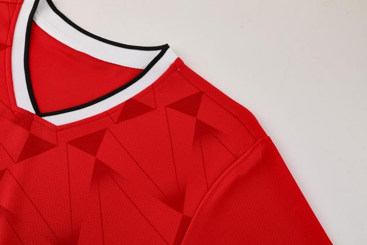 V-neck Short Sleeve Striped Soccer Jersey – DETAIL 2