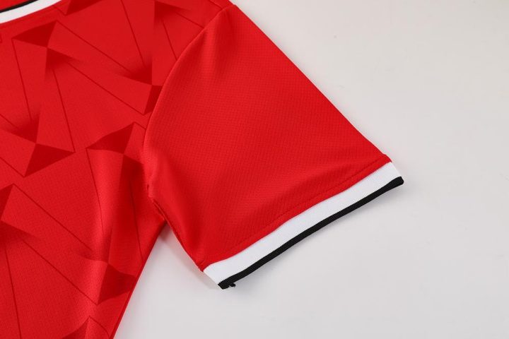 V-neck Short Sleeve Striped Soccer Jersey – DETAIL 3
