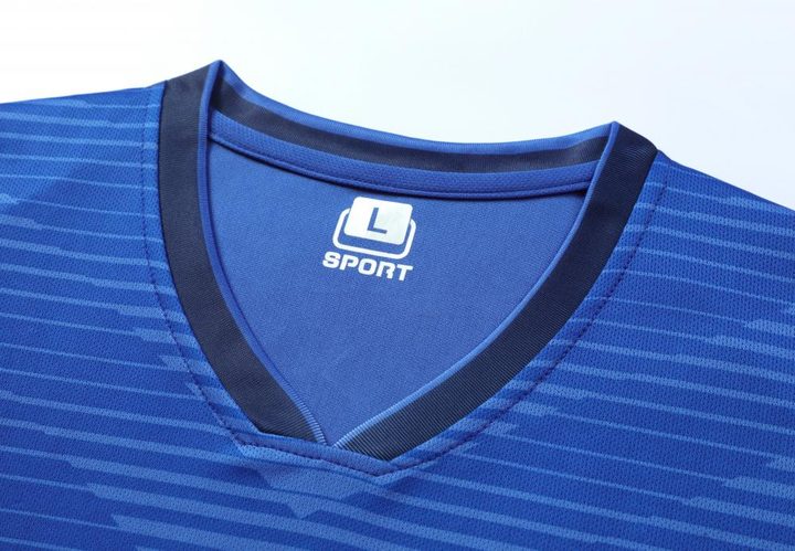 V-neck Short Sleeve Striped Soccer Jersey – DETAIL 2