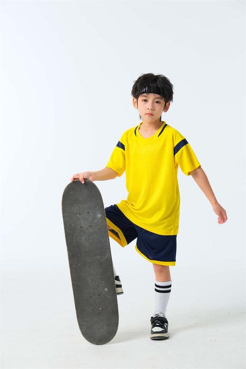 Maillot de football à manches courtes avec col rond à blocs de couleur – MODEL 1