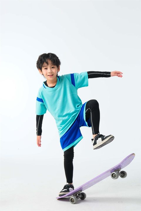 Maillot de football à manches courtes avec col rond à blocs de couleur – MODEL 5