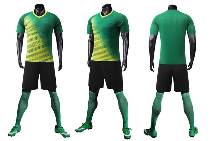 Kurzarm-Fußballtrikot mit V-Ausschnitt und Streifen – COMBO 4