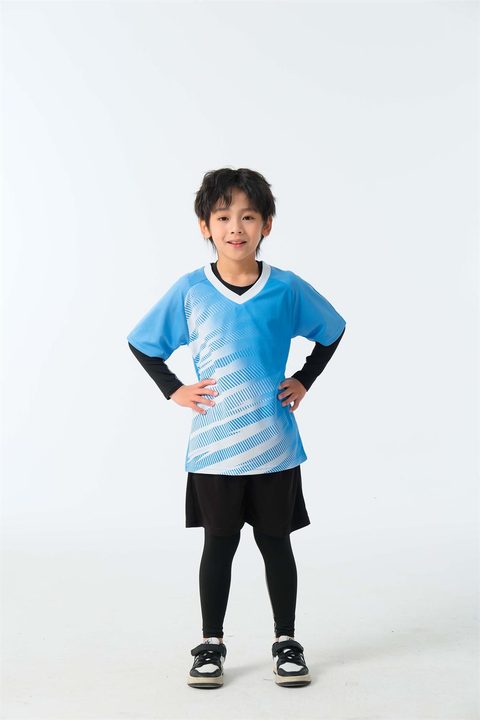 Kurzarm-Fußballtrikot mit V-Ausschnitt und Streifen – MODEL 2