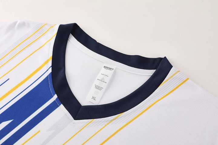 V-neck Short Sleeve Striped Soccer Jersey – DETAIL 1