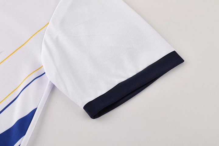V-neck Short Sleeve Striped Soccer Jersey – DETAIL 3