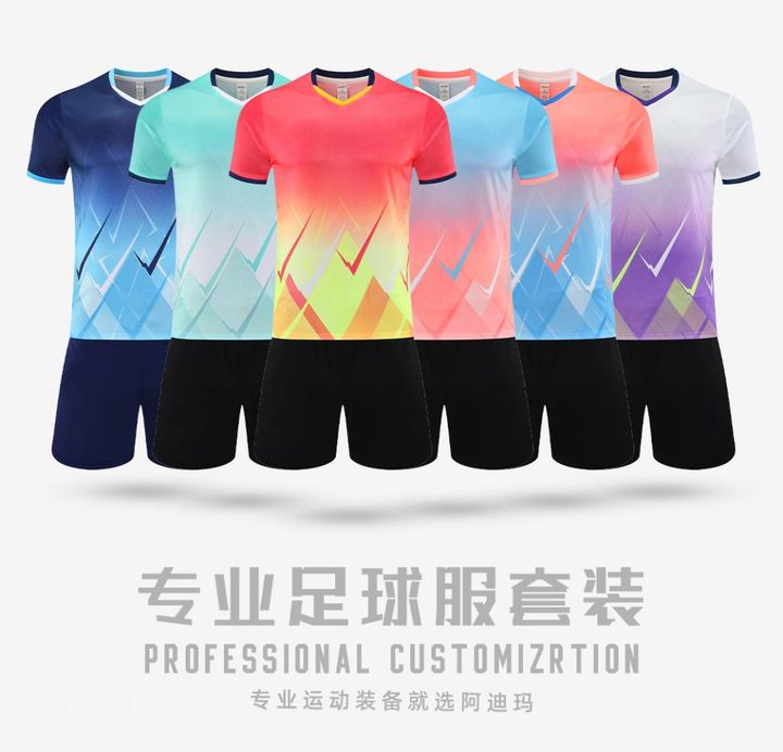 Camiseta de fútbol de manga corta con cuello en V con degradado – MAIN