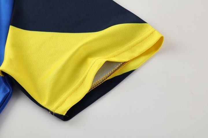 Kurzarm-Fußballtrikot mit Rundhalsausschnitt und Streifen – DETAIL 2