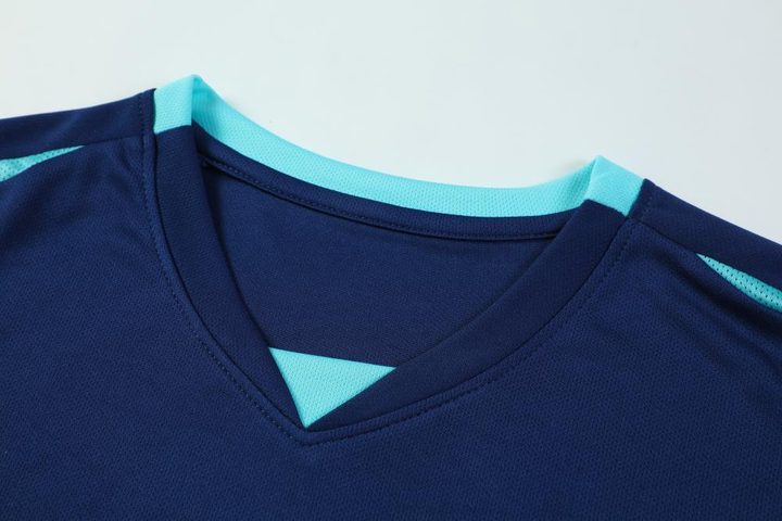 Crew-neck Short Sleeve Gradient Soccer Jersey – DETAIL 2