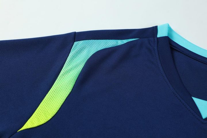 Crew-neck Short Sleeve Gradient Soccer Jersey – DETAIL 3