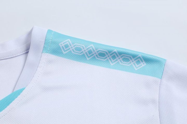 Tricou de fotbal, cu mânecă scurtă, cu decolteu în V și cu degrade – DETAIL 2