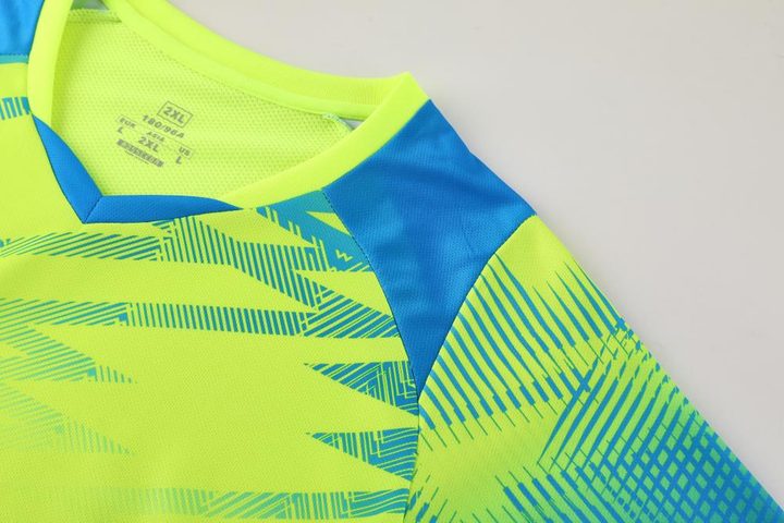 V-neck Short Sleeve Striped Soccer Jersey – DETAIL 3