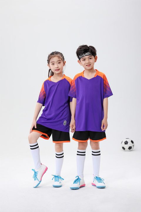 Maillot de football à manches courtes avec col V à rayures – MODEL 6
